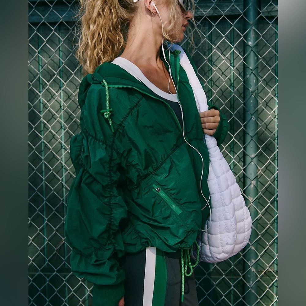 Free People Movement Happy Camper Pullover NWT - Picture 2 of 9